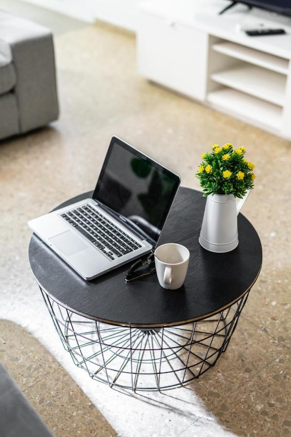 Apartamento Con Ubicacion Ideal: Playa Y Centro Appartement Valencia Buitenkant foto